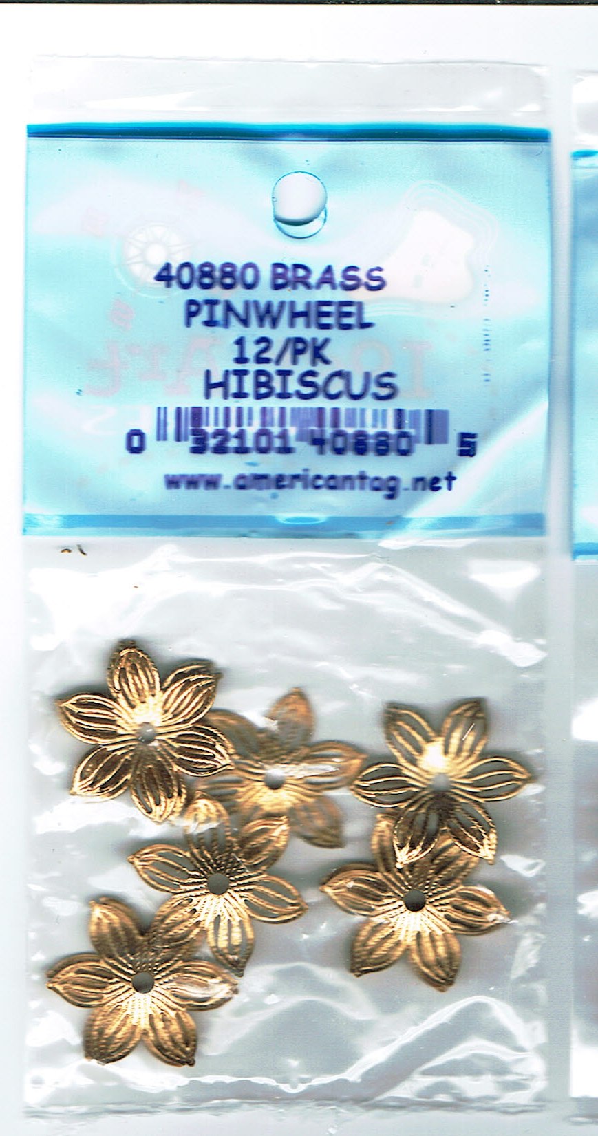 American Tag Nailheads - Brass Pinwheel Hibiscus (12/Pkg)