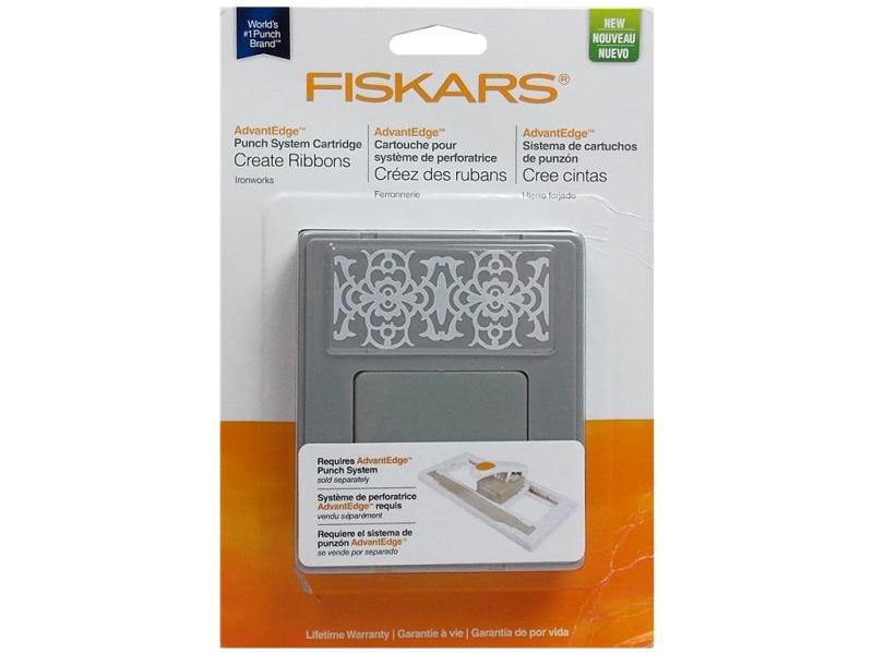 Fiskars Punch AdvantEdge Border - Perfect Paisley