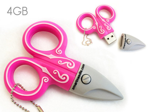 Smartneedle USB Flash Drive - 4GB - Pink Scissors